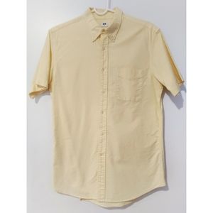 Uniqlo Short-Sleeve Button-Down Shirt